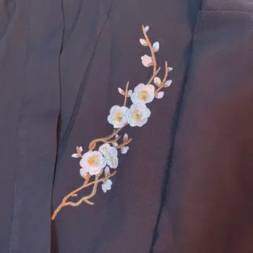 [새상품급] [단종품] 후리후 매화가지 자수 겉옷 블랙