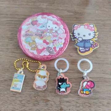 헬로키티 아크릴 키링 5개 세트