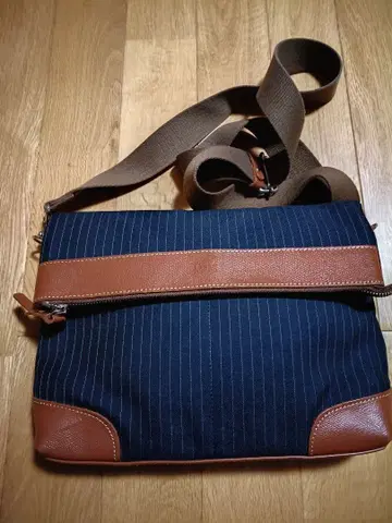 TAKEO KIKUCHI 숄더백