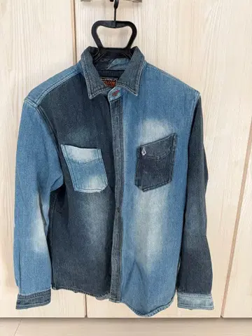 VOLCOM 데님 셔츠 L 사이즈 긴팔