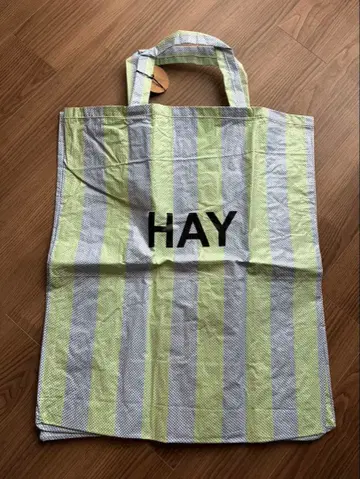 북유럽 디자인 브랜드 HAY 토트백 캔디 스트라이프 XL