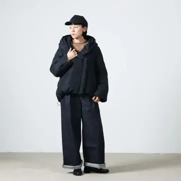 MidIUmi 미디우미 숏 후디드 다운 코트