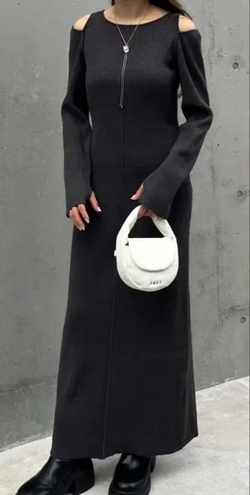 mystic 블랙 롱 니트 원피스