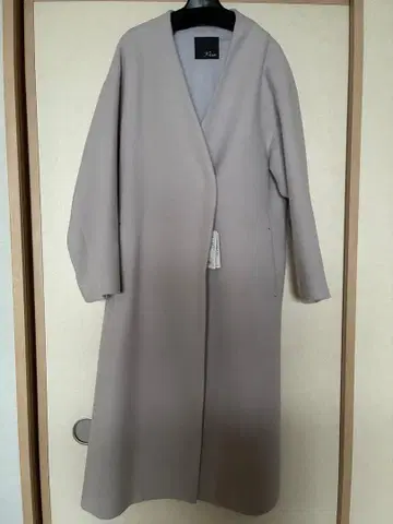 택 포함 미사용 새상품! 어반 리서치 ROSSO 그레이 노카라 코트