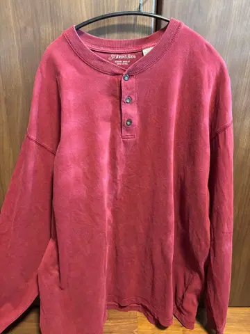 ST. JOHNS BAY 코튼 100% 레드 헨리넥