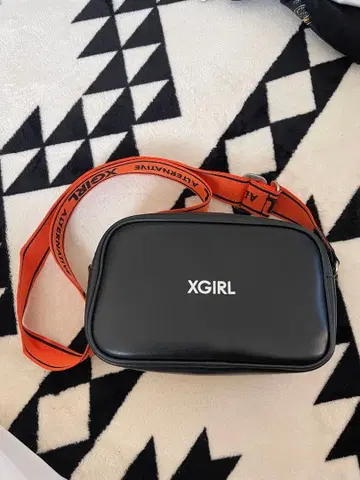 XGIRL 숄더백