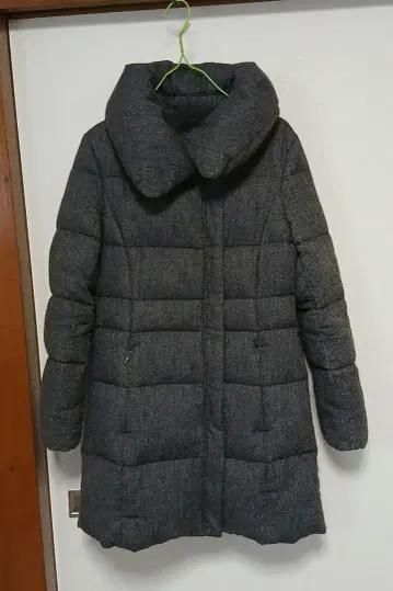 INDIVI 그레이 다운 자켓 롱 기장