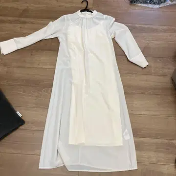 FRAY I.D 화이트 롱 원피스 긴팔 니트 세트