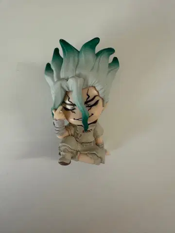 Dr.STONE 이시가미 센쿠 어깨 쿵 피규어