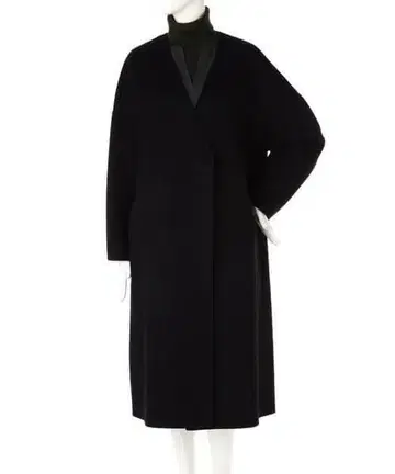 루치아나 리버 노카라 코트