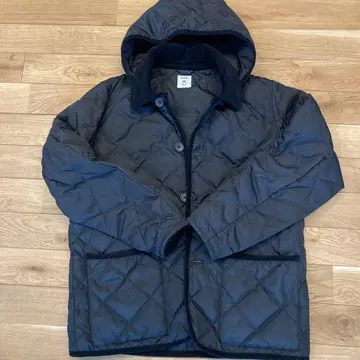 TAION 후드 부착 퀼팅 자켓 블랙