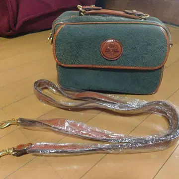 레트로 그린 가죽 숄더백