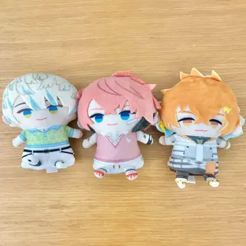 아카기 웬 우사미 리토 히바치 마나 니지 파펫 오리엔스