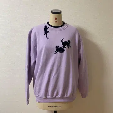 고양이 프린트 라벤더 맨투맨