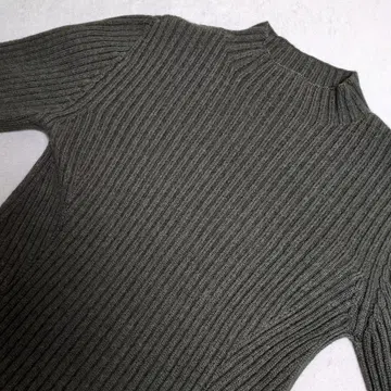 USA제 바나나리퍼블릭 하이넥 메리노울 니트 사이즈 L