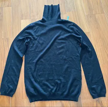 새상품급 ADOOR 터틀 니트