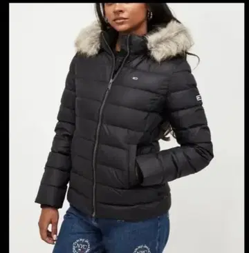 컨디션 최상 TOMMY JEANS 후드 부착 로고 다운 자켓