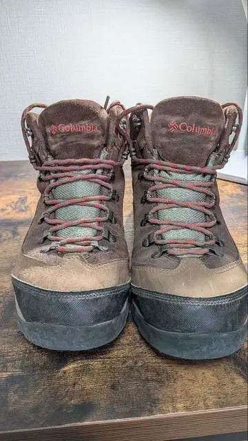 28cm 컬럼비아 트레킹 슈즈