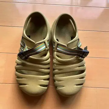 mont-bell 소크온 샌들