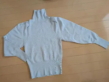 BABYLONE 라이트 그레이 울 스웨터