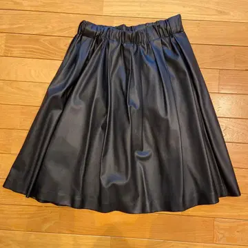 유나이티드 애로우즈 여성용 인조 가죽 스커트 정가 30,000엔