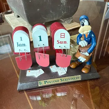 디즈니 구피 우편함형 달력