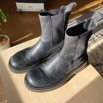 ZARA 블랙 사이드 고어 부츠 41