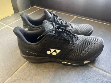 YONEX 블랙 테니스화
