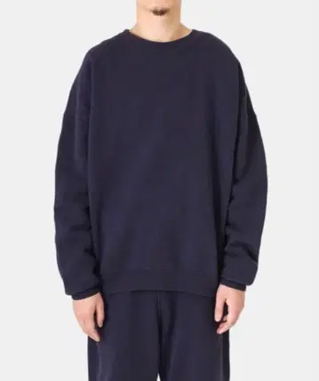 REMI RELIEF NAVY LABEL 레미리프 속기모 맨투맨