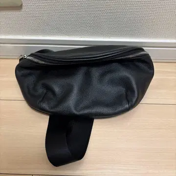 블랙 바디백 웨스트 파우치
