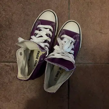 퍼플 하이컷 스니커즈