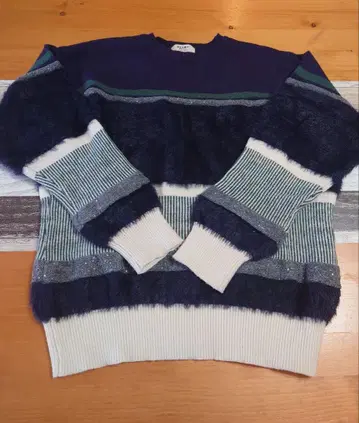 BEAMS HEART 긴팔 니트 스웨터 네이비