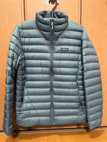 파타고니아 다운 스웨터 자켓 그린 사이즈 L 2024년 모델