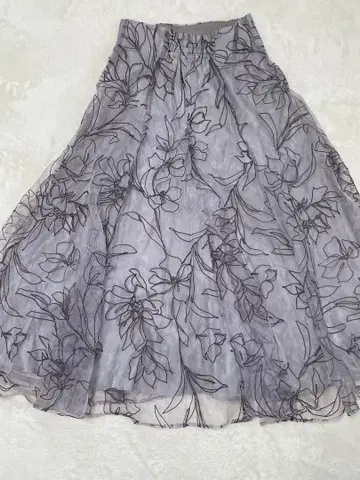 완판템 마이 스트라다 시어 롱 스커트 38 성숙/러블리 고급 플레어