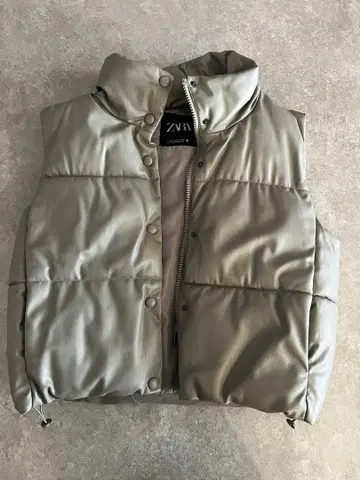 ZARA 다운 베스트