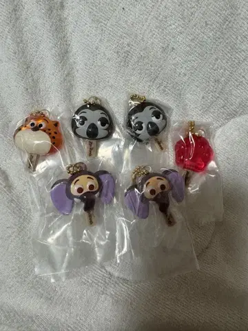 주토피아 2 가챠가챠 키링