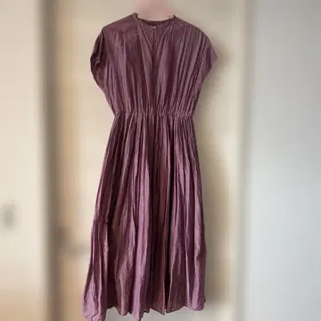 퍼플 플리츠 롱 원피스 반팔