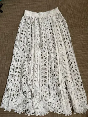 JEAN NERET(장 뉘레) 레이스 스커트