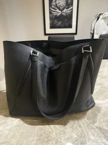 블랙 가죽 토트백