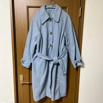 라이트 블루 벨트 포함 롱 코트