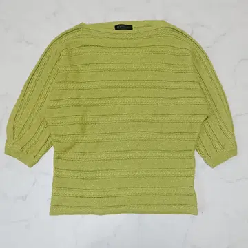 새상품급 더마컬렉션 라메 돌먼 슬리브 니트