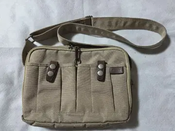 [ 연말연시 대특가 ] 베이지 멀티 포켓 숄더백