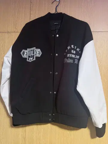 WHIM ROTH 바시티 자켓 L