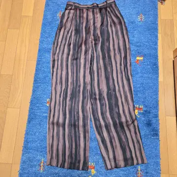 유나이티드 애로우즈 브라운과 블랙 스트라이프 캐주얼 팬츠 새상품급