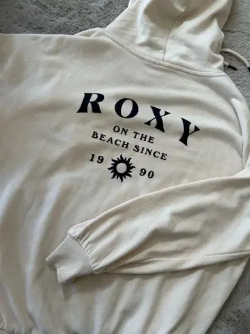 ROXY 후드 부착 후드티 크림색