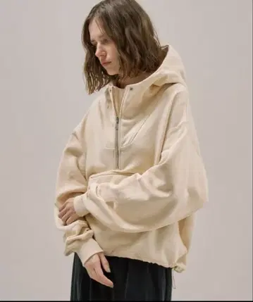 퍼블릭 도쿄 이시하라 사토미 CM 착용 아이보리 후드티, 후디