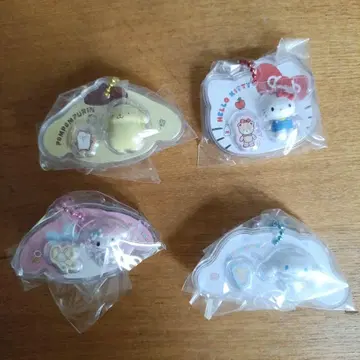 산리오 패키지 참 포무포무 키티 시나모롤 마이멜로디 4개 세트