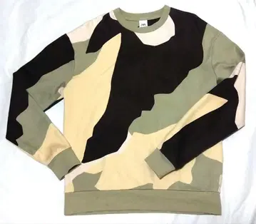 자라 카모플라쥬 패턴 트레이닝복 USA M 사이즈