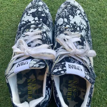 URBAN SUN 스플래터 패턴 스니커즈