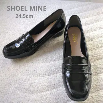 [새상품급] 로퍼 3.5cm 힐 24.5cm 3E 방수 에나멜 블랙